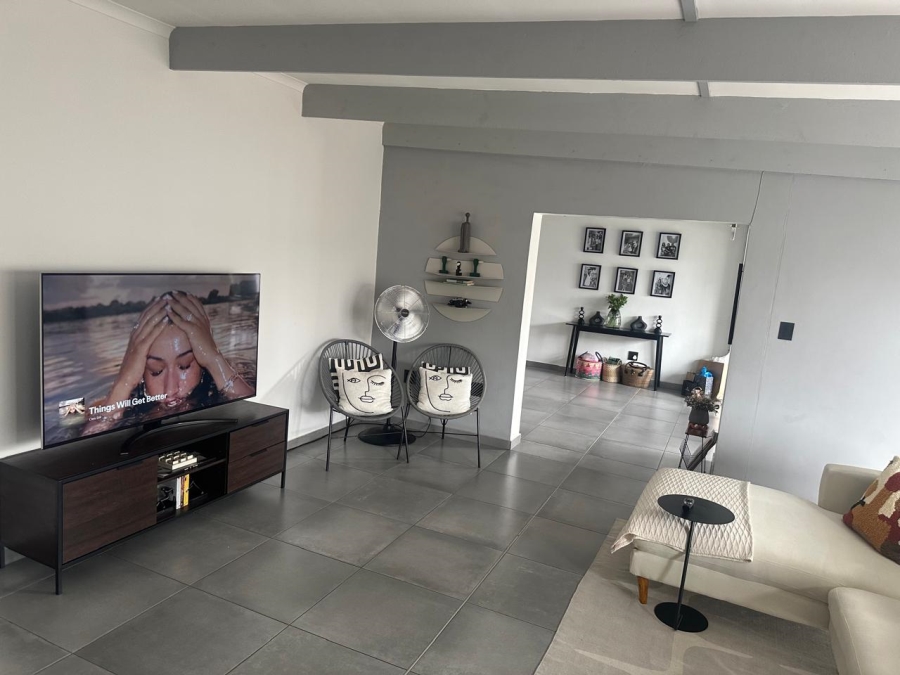 3 Bedroom Property for Sale in Waterkloof A H North West